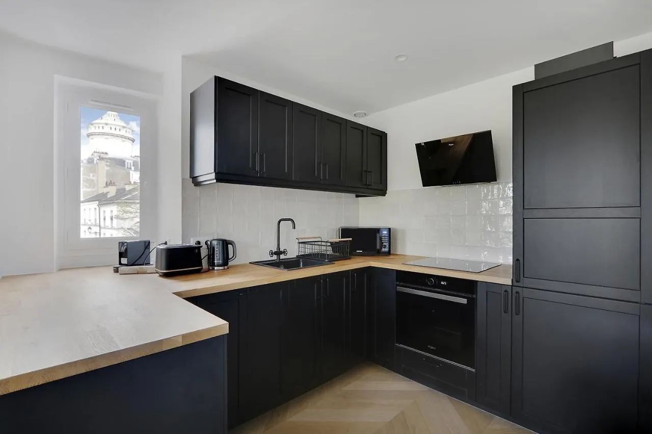 Pick A Flat'S Apartment On Place Du Tertre Parigi